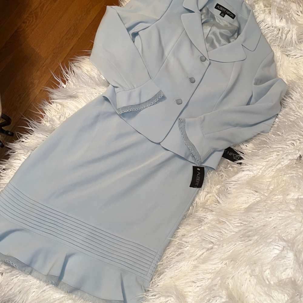 NWT Albert Nipon 2 pc suit
